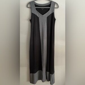 Cuddl Duds Black and Gray Color Block Maxi Dress MP